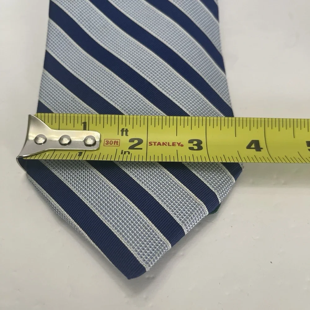 Tommy Hilfiger Silk Tie Navy and Light Blue‎ Stripe Diagonal Preppy